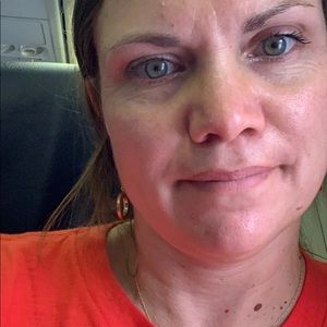 Meet your Posher, Yvette